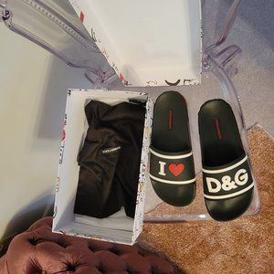 Dolce Slides